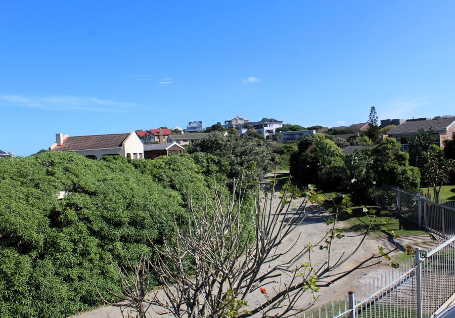 4 Bedroom Property for Sale in West Beach Eastern Cape